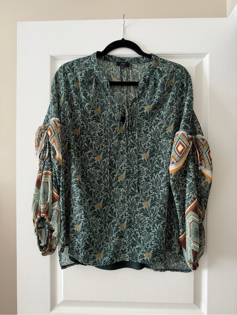 Vince Floral-Print Boho Tunic in Green with Patterned Sleeves